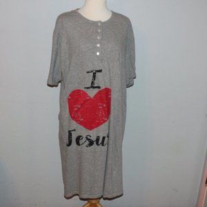 One Size Gray Short Sleeve Gown I Love Jesus EUC